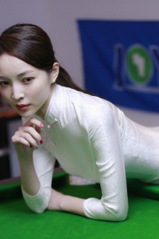 触不可及