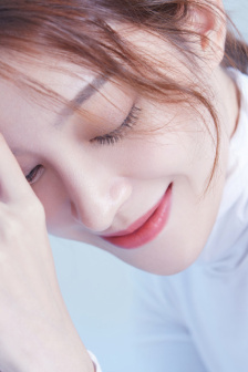 智斗美女蛇电影